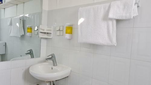 Jahazi Place - Beachfront Apartment
