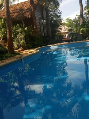 Bungalow Avec Piscine