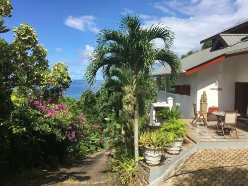 Hilltop South - Villa Bougainville