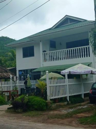 Les Forbans Selfcatering Apartment