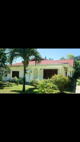 Hostal Ogumka, Self Catering , Beoliere, Mahe