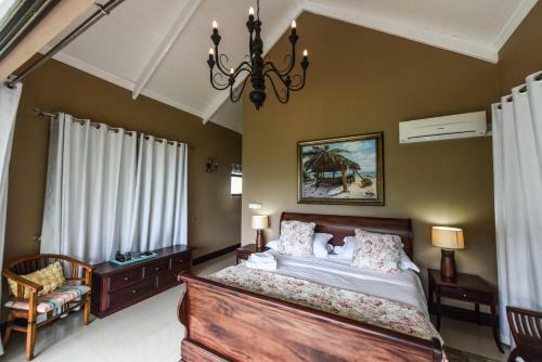 Villa Coconut Climb