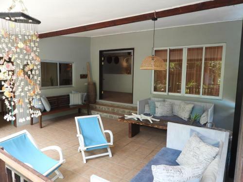 Castaway Villa