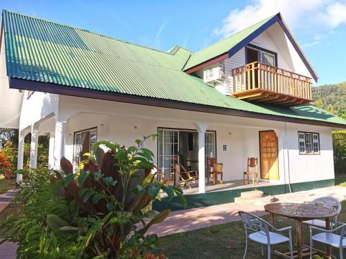 Grande Villa Coco Chez Marva 3 � 12 Personnes