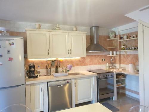 Apartamento Villa Arisa Con Piscina