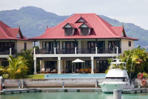 Eden Island 4-bedroom Villa With Private Pool