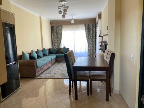 Aqua Marine Apartment