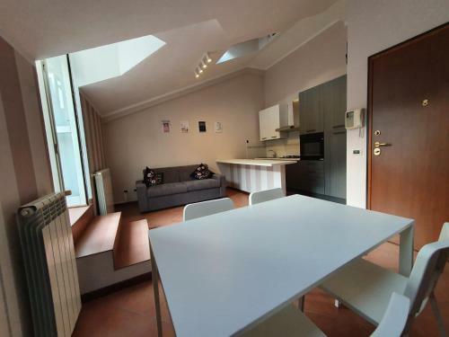 Apartamento Hh Hermoso Housing Serravalle