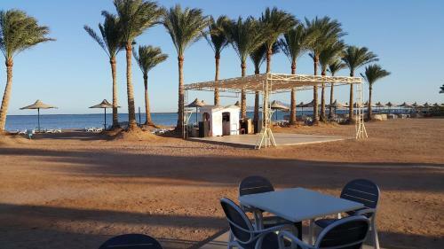 Beach Front Villa In Napqe