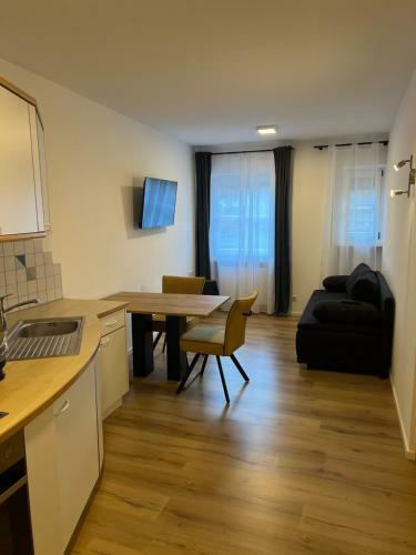 Heimat Cozy Apartment In Center