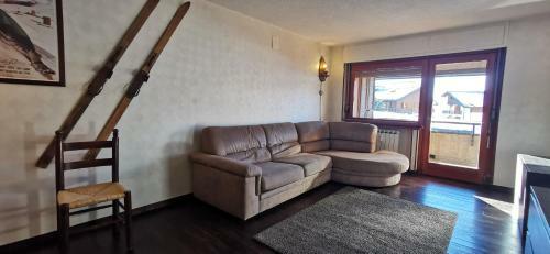 Hostdomus - City Center Apartment