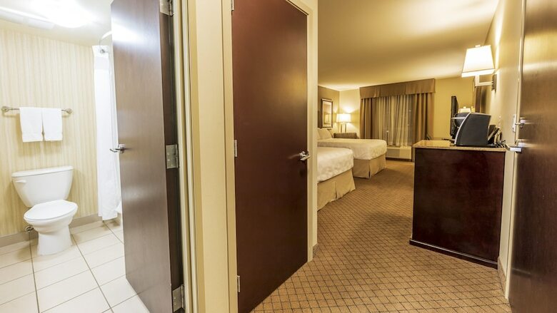 Holiday Inn Hotel And Suites-kamloops