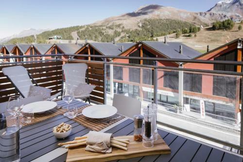 Apartamento Hostdomus - Lynx Luxury Suite