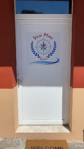 Hostal Vistamare Village