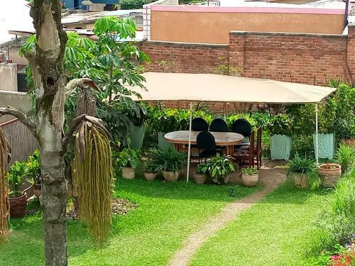 Hostal Puma Garden And Suites