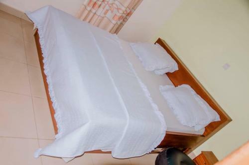 Esther Apartment-kibagabaga