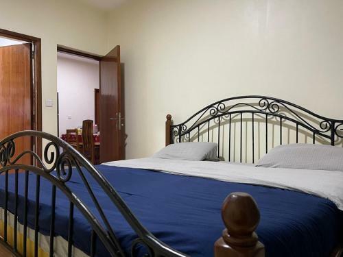 Spacious Private Room @themugabi's