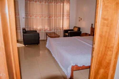 Esther Homestay-kibagabaga