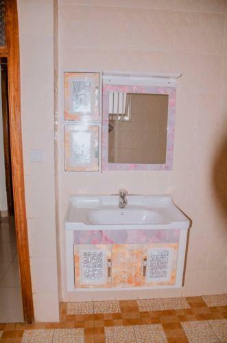Esther Homestay-kibagabaga