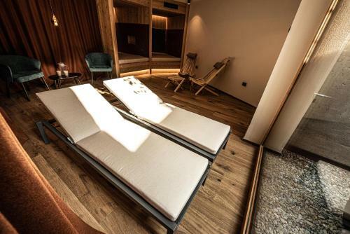 Mysciliar Apartment Sky I