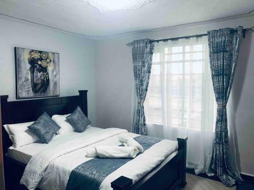 Naibor House Stylish & Elegant 3 Bedroom Apartment
