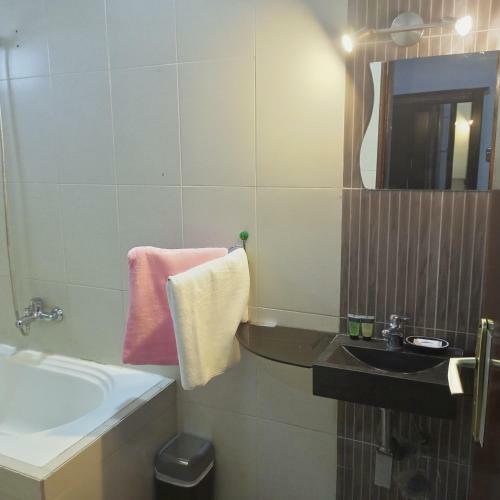 Break Hotel Almadies