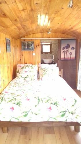 Ferme Lebon Papillon La Roulotte