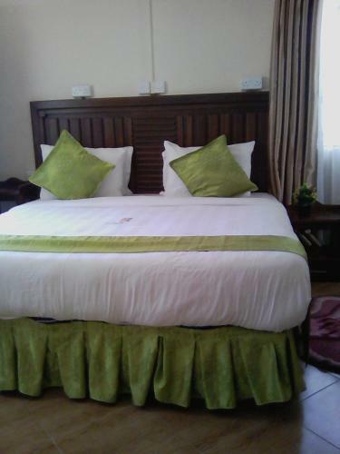 Luna Hotel