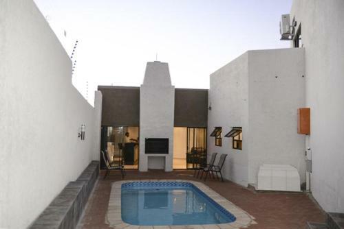 Hostal Discovery Guest House