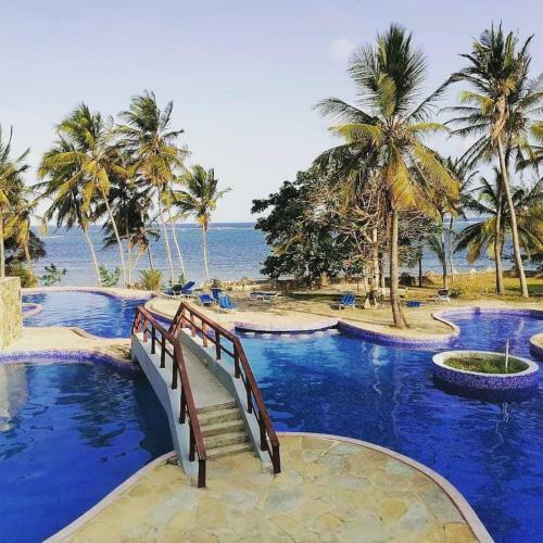 Stayplus Shanzu Beachfront Apartment