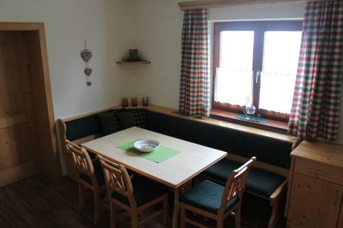 Hostal Apparthaus Taxegger