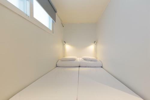 Hi 5 Hostel