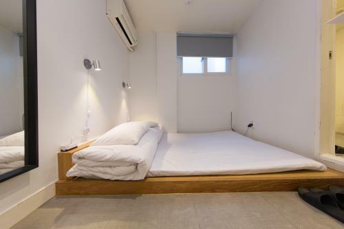 Hi 5 Hostel