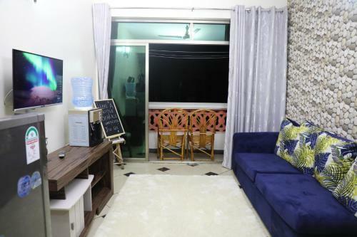 One Bedroom Beach Apartment/pool/free Wi-fi
