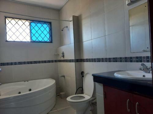 Stay.plus Queen's Royal Apartments Nyali