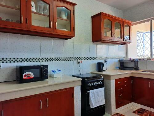 Stay.plus Queen's Royal Apartments Nyali