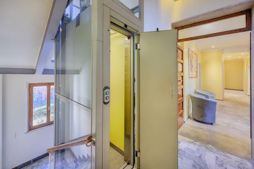 Hostal Eleroom