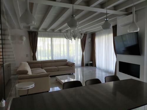 Villa Elena