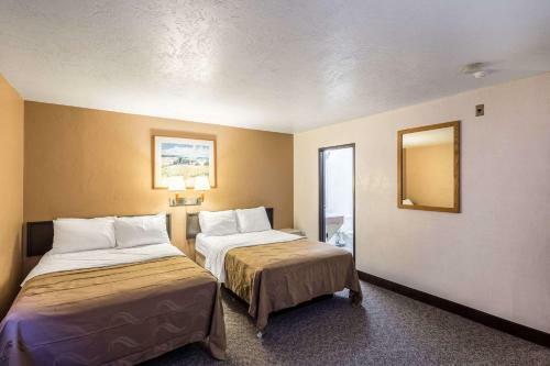 Super 8 Motel - Moses Lake