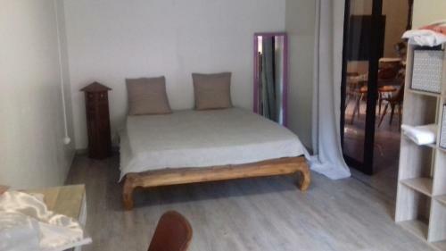 Hostal Location Meubl� A Salazie