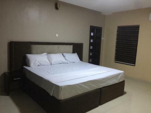 Tts' - The Thompsons' Luxury Hill Top Apartments