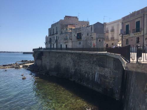 Aura Ortigia Apartments
