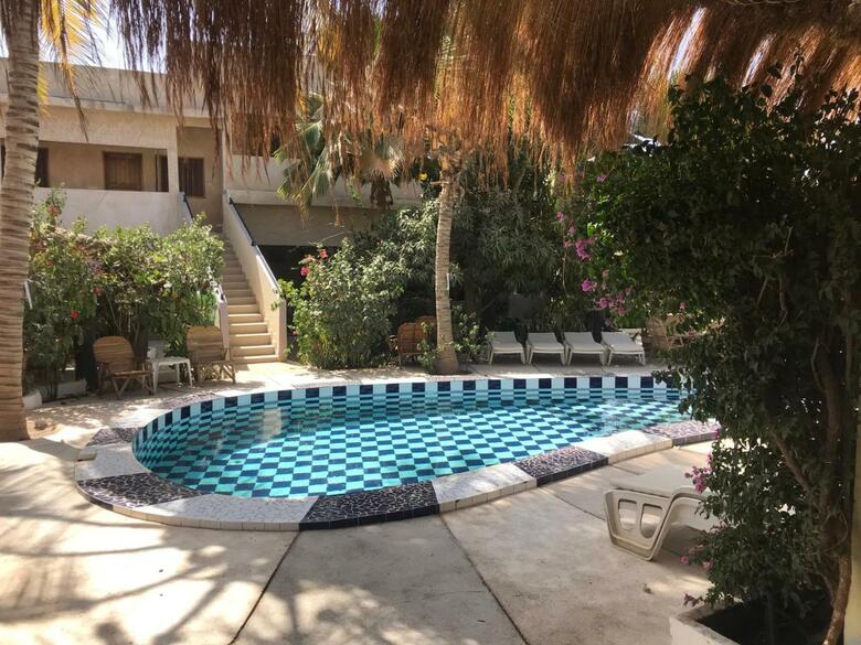 Hotel A La Ficelle Du Lac Rose