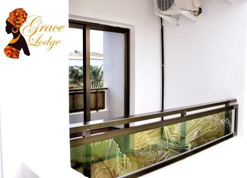 Hotel Grace Lodge