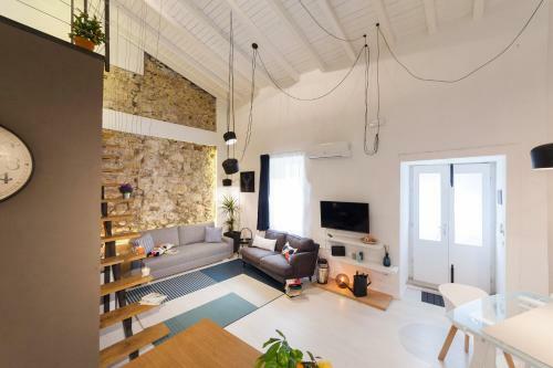 Cavour16 Suite