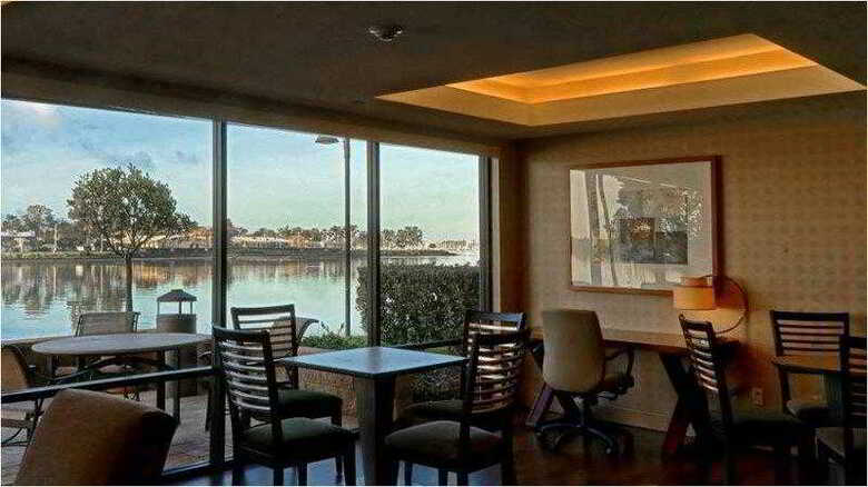 Best Western Plus Bayside Hotel