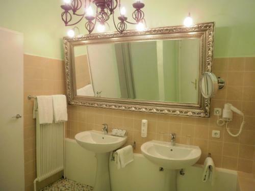 Hotel G�stehaus Auerhahn