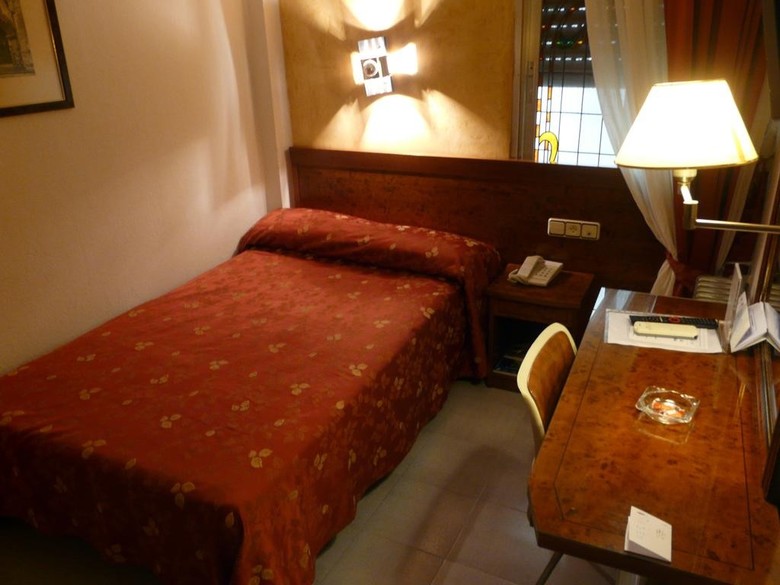 Hostal Hispanico II