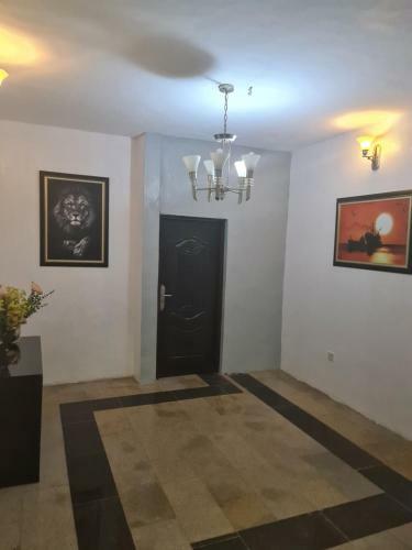 Palais Royale Hotel & Suites