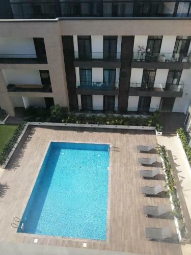 Two Bedroom Duplex Apartment At Embassy Gardens